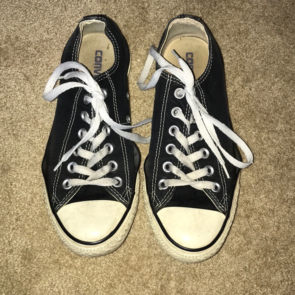 Black converse